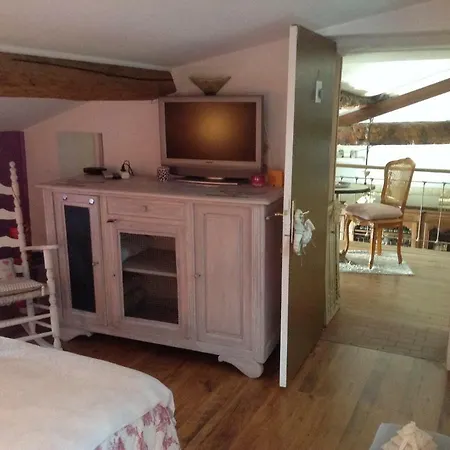 Δωμάτια σε οικογενειακή κατοικία Domaine De Javrezac, Chez L'habitant Cozes